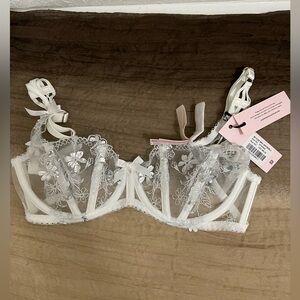 Agent provocateur White Skylee Bra (34C). BNWT.